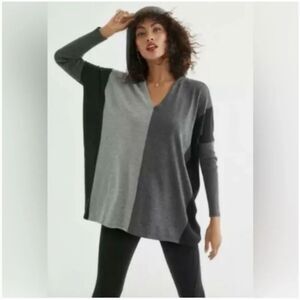 Cabi #4037 Dakota Poncho Sweater Oversized Black‎ Gray Colorblock Size Small
